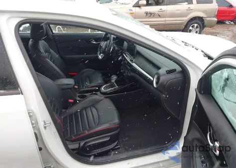 2021 Kia Forte Gt z USA, uszkodzony, nr VIN 3KPF44AC5ME372073